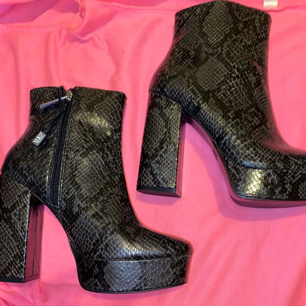 Zara snakeskin bootie heels